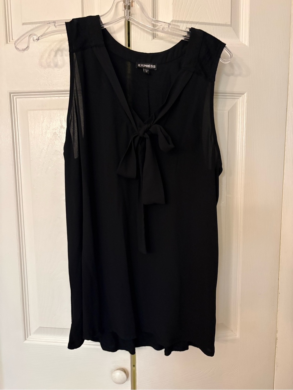 Express Black Tie-Neck Sleeveless Blouse Large